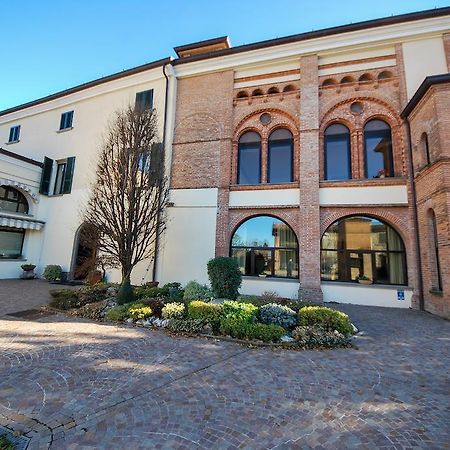 Villa Santa Maria Dell'Arco - Centro Oreb Cazzago San Martino エクステリア 写真