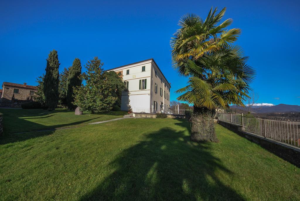 Villa Santa Maria Dell'Arco - Centro Oreb Cazzago San Martino エクステリア 写真